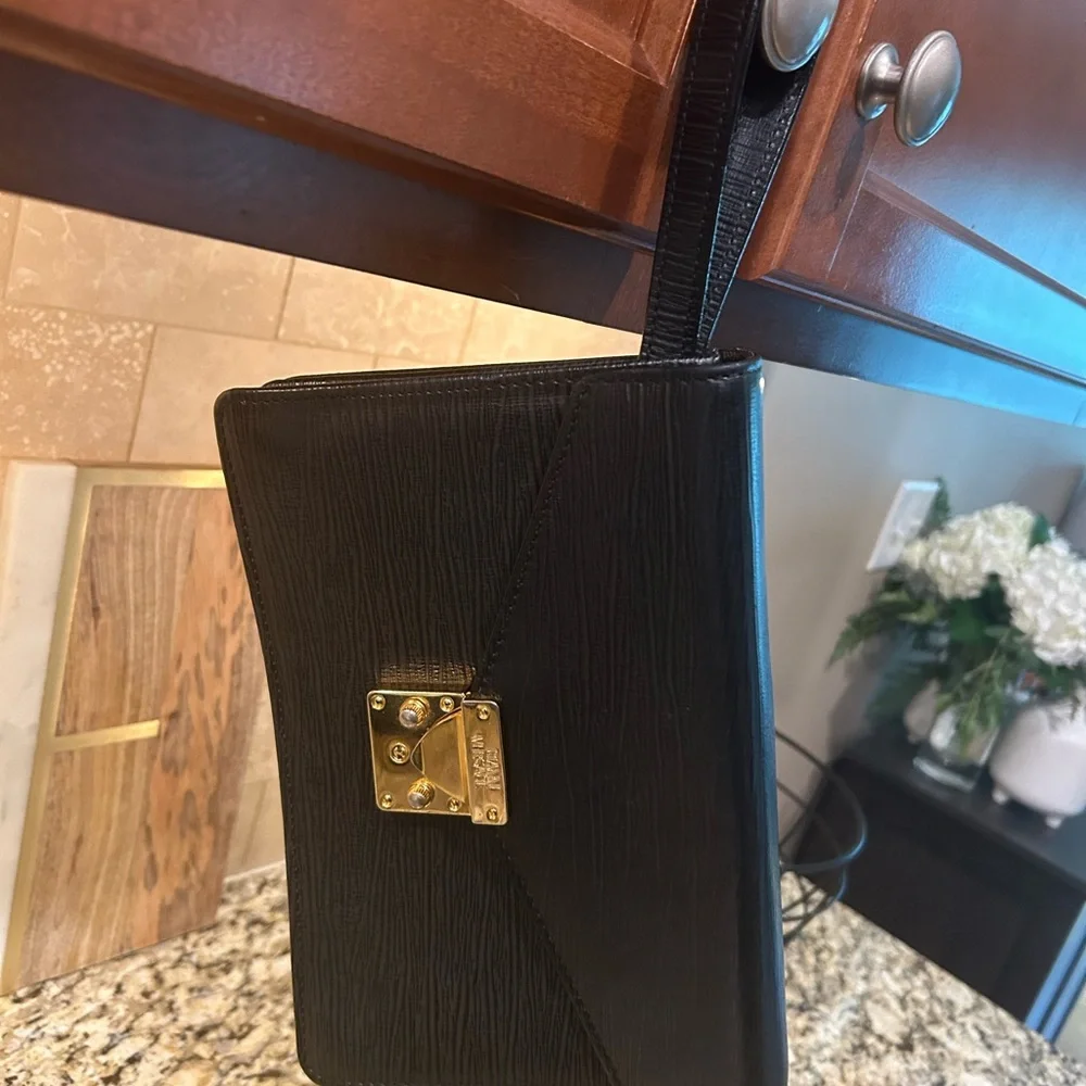 Gianne Versace Black Clutch with Gold Accents with coa - Picture 11 of 12